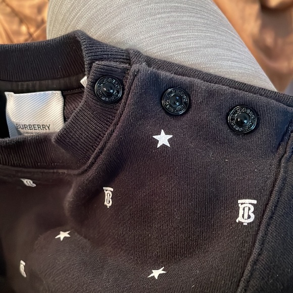 Authentic Burberry 2T pullover sweater so cute - Picture 6 of 6